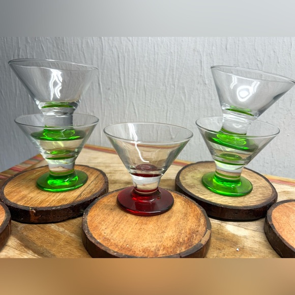 Vintage Libbey set of 5 Red and Green Base Cocktail Glasses Double
Shot Cordial - Picture 2 of 8